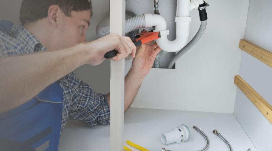 Professional expert plumbing services in Saybrook, IL